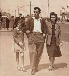 Richard and Kathleen Cook with their daughter Kathleen