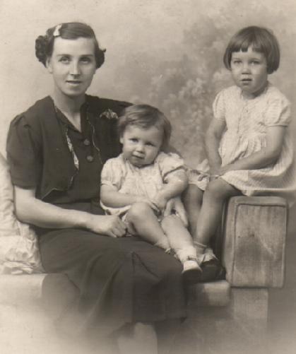 Kathleen Mary Cook, nee Kenny, with daughters Elizabeth and Kathleen